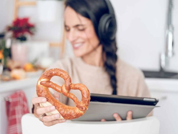 How can UK businesses apply for a Coronavirus Business Interruption Loan in 2023?