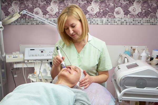 What are the best safety covers for UK home swimming pools to prevent accidents?